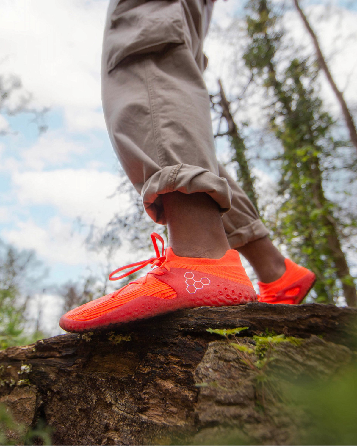 Vivobarefoot представляет биоразлагаемые кроссовки «сканирование-распечатка-почва»