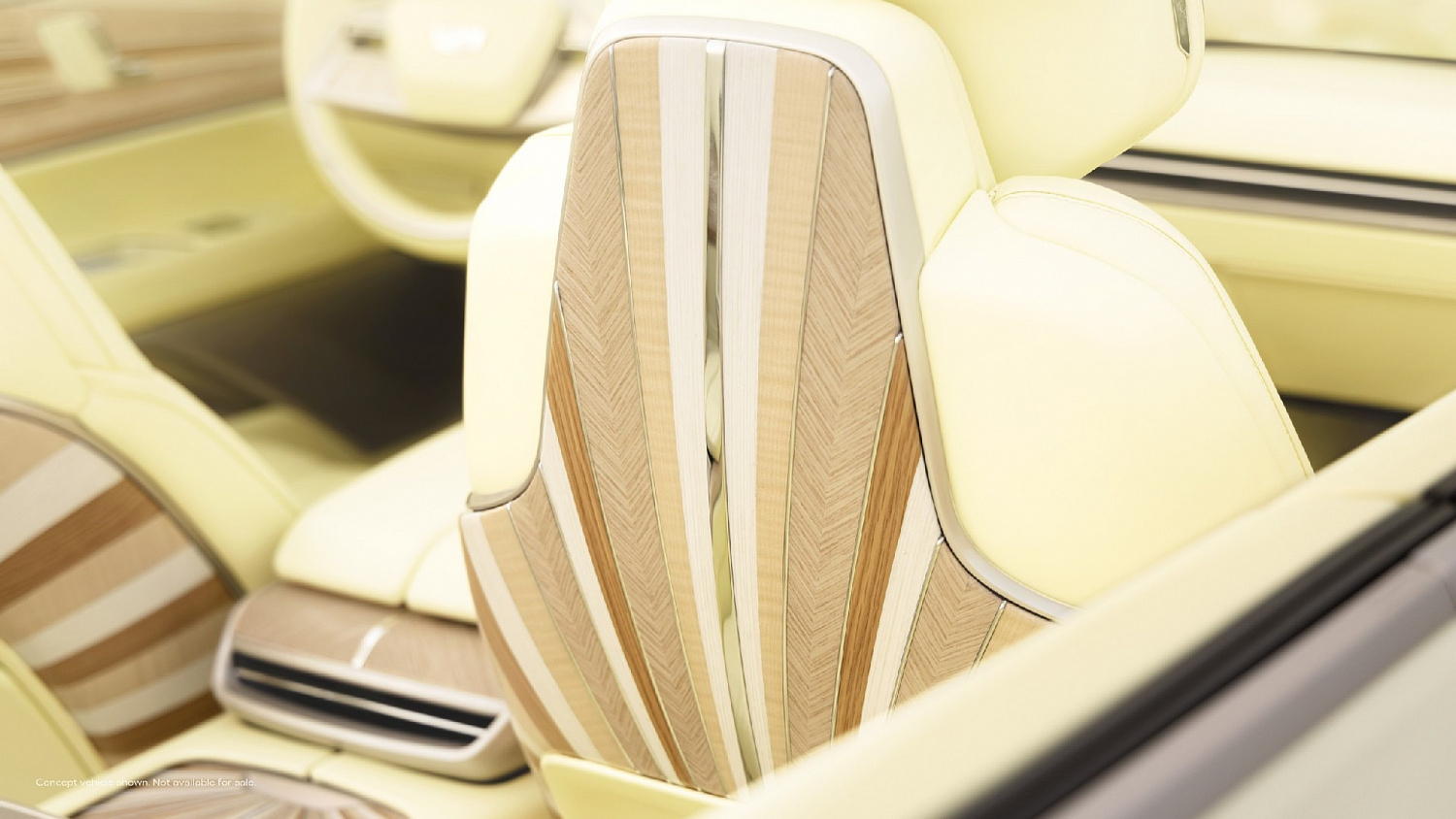 Cadillac SOLLEI: электрический кабриолет с баром