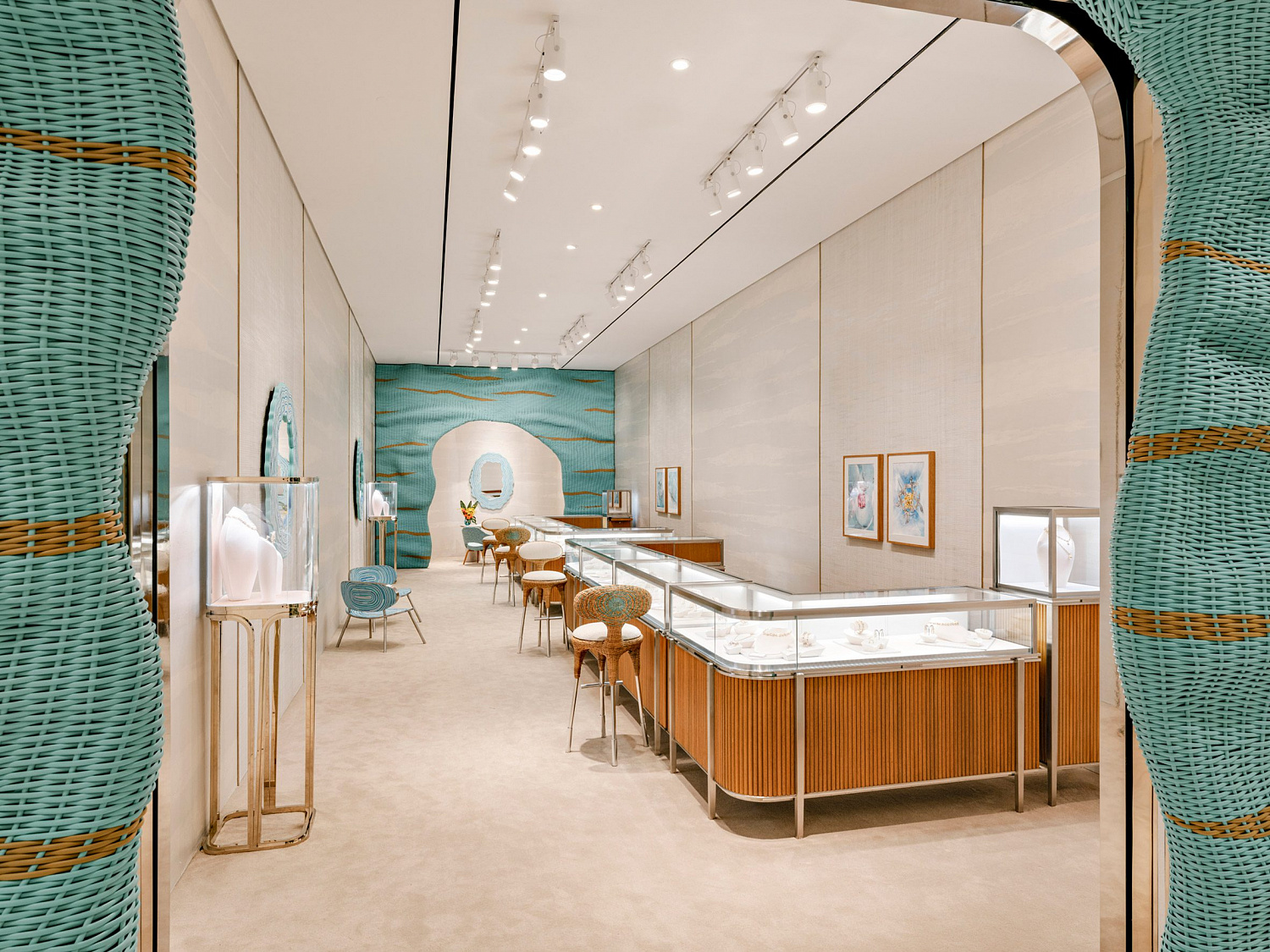 Tiffany & Co превратила временный магазин в плетёный арт-объект